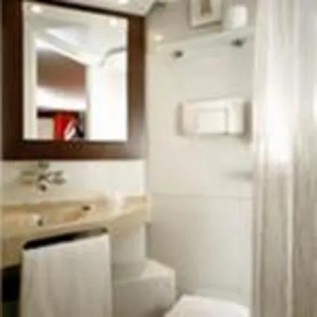 מלון Premiere Classe Montpellier Sud 3*